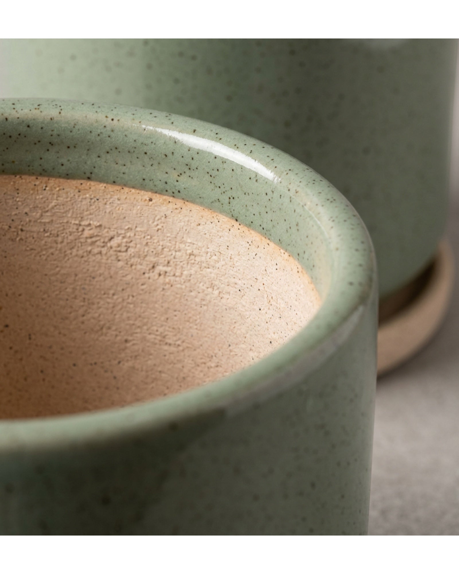 Gleao Speckled Ceramic Cachepot Sage 7 in