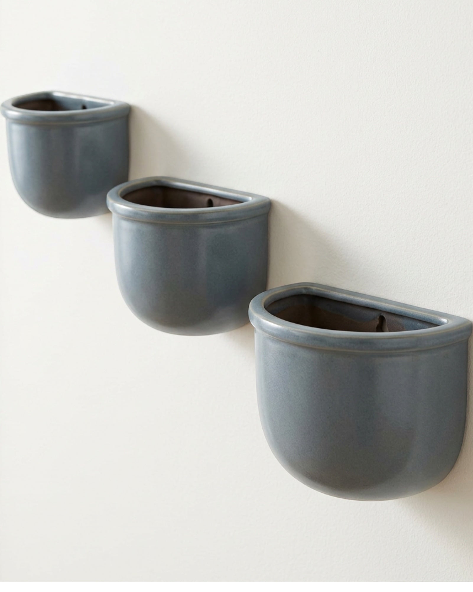 Gleao Ceramic Wall Pocket Planter Set of 3 Blue Gray - Lifestyle view